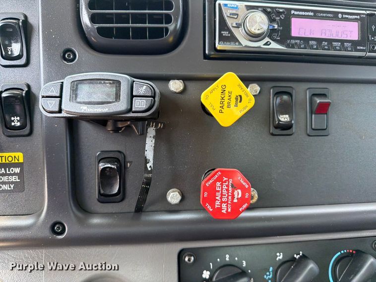 image for item FB5000 2010 Freightliner Business Class M2 crane truck