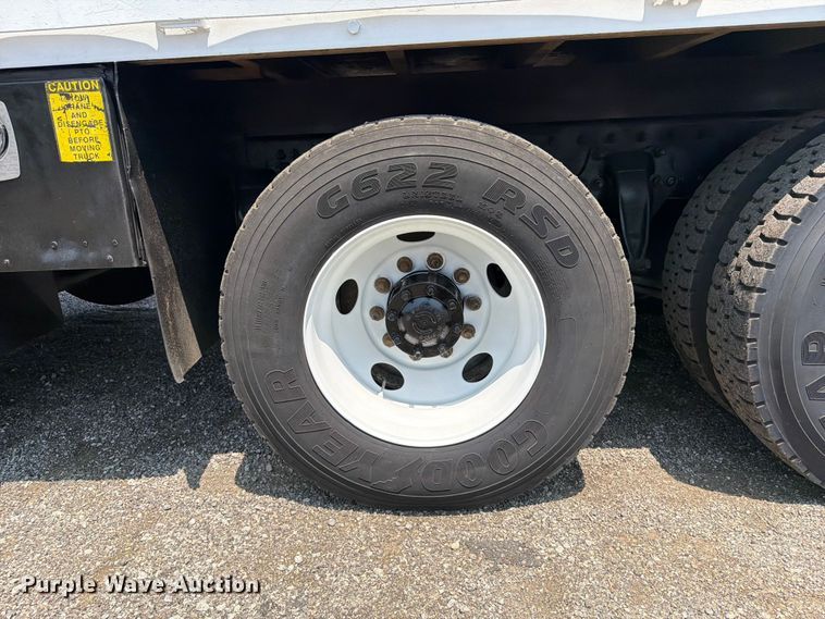 image for item FB5000 2010 Freightliner Business Class M2 crane truck