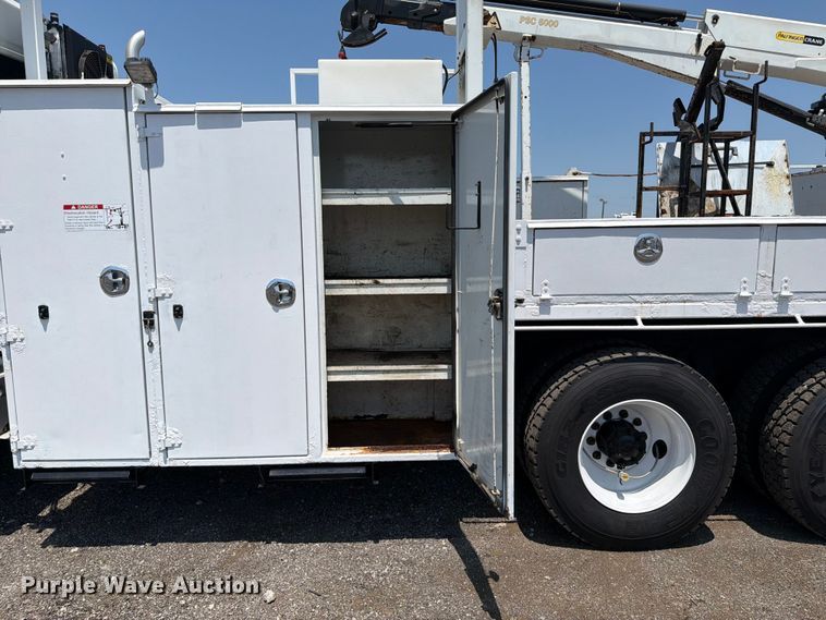image for item FB5001 2012 Freightliner Business Class M2 crane truck