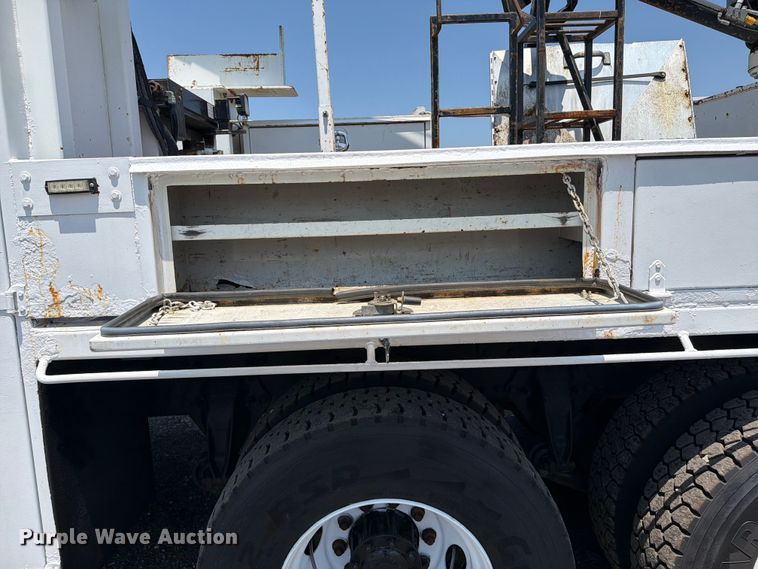 image for item FB5001 2012 Freightliner Business Class M2 crane truck