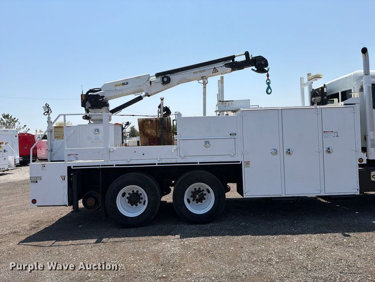 image for item FB5001 2012 Freightliner Business Class M2 crane truck
