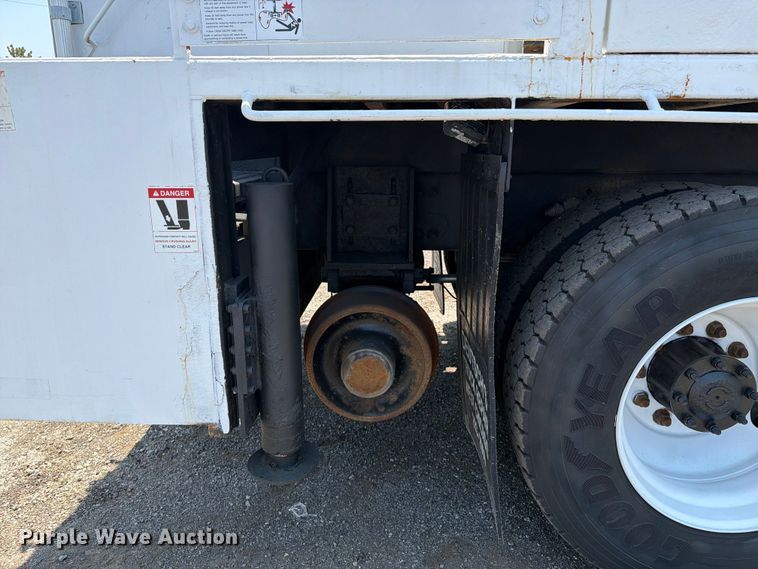 image for item FB5001 2012 Freightliner Business Class M2 crane truck