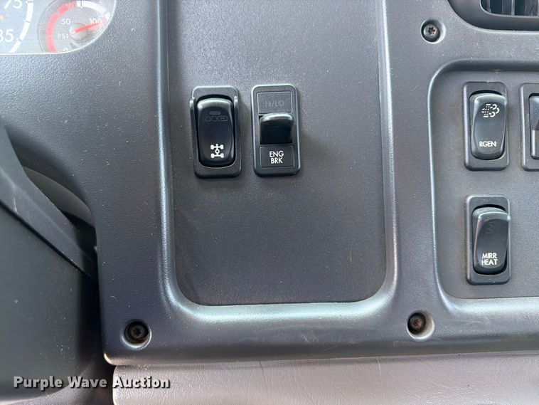 image for item FB5001 2012 Freightliner Business Class M2 crane truck