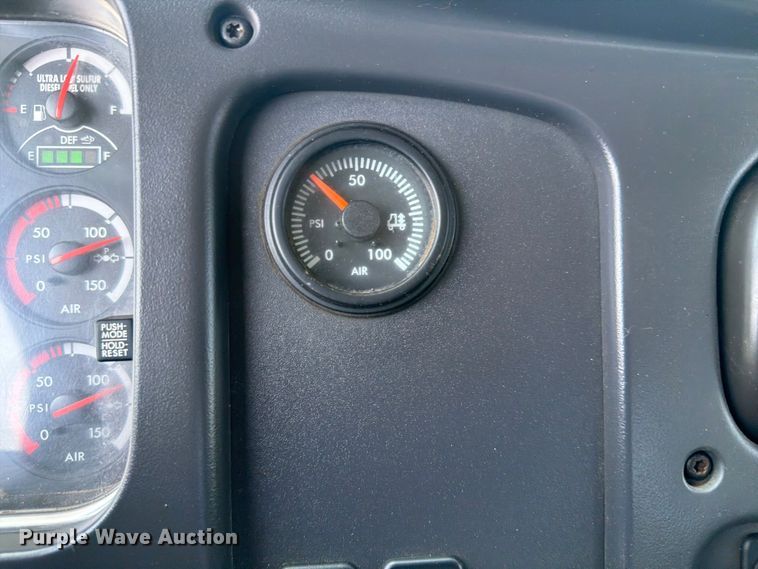 image for item FB5001 2012 Freightliner Business Class M2 crane truck