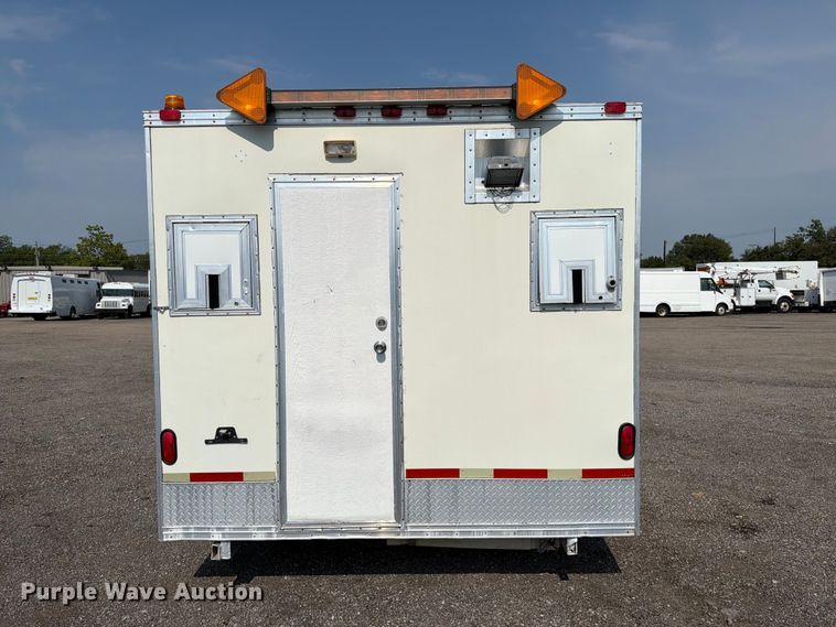 image for item FB5007 2001 Coachcraft Technologies Inc. fiber optic splicing trailer