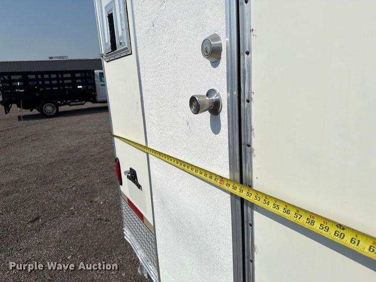 image for item FB5007 2001 Coachcraft Technologies Inc. fiber optic splicing trailer