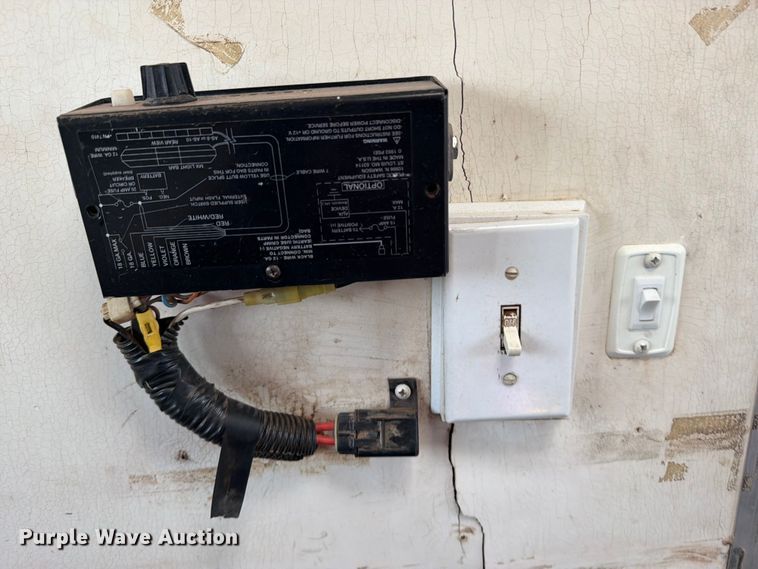 image for item FB5007 2001 Coachcraft Technologies Inc. fiber optic splicing trailer