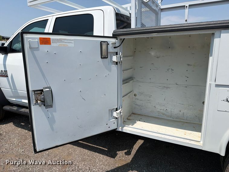 image for item FB5011 2016 RAM 4500 Crew Cab utility / service truck