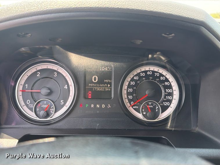 image for item FB5011 2016 RAM 4500 Crew Cab utility / service truck