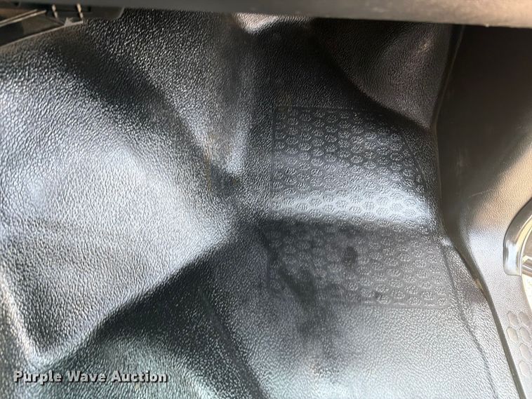 image for item FB5011 2016 RAM 4500 Crew Cab utility / service truck