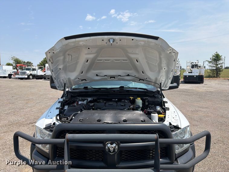 image for item FB5011 2016 RAM 4500 Crew Cab utility / service truck