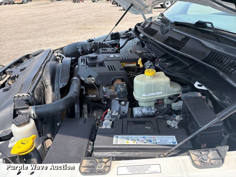 image for item FB5011 2016 RAM 4500 Crew Cab utility / service truck
