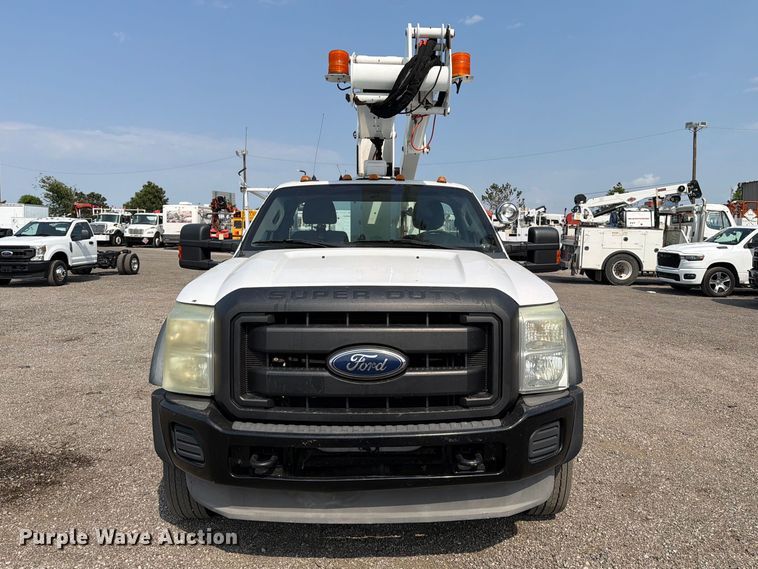 image for item FB5014 2011 Ford F450 Super Duty bucket truck
