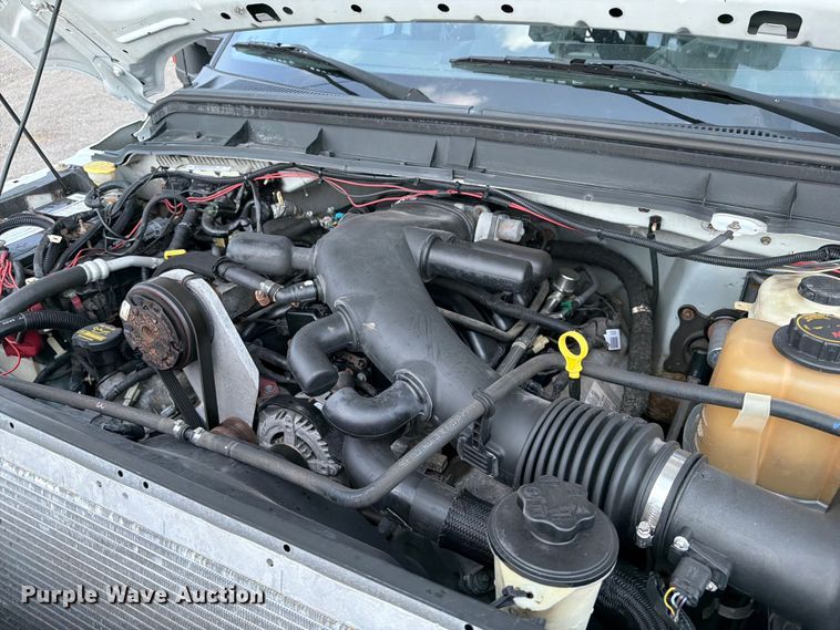 image for item FB5014 2011 Ford F450 Super Duty bucket truck