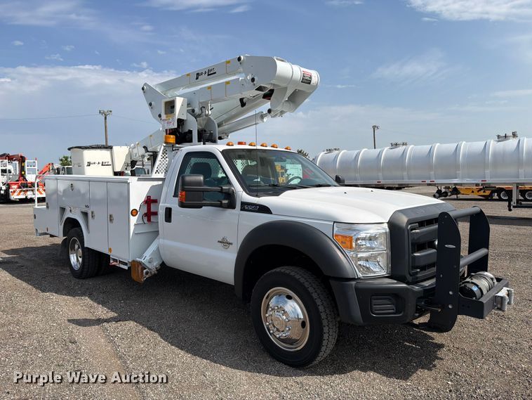 image for item FB5027 2012 Ford F550 Super Duty bucket truck