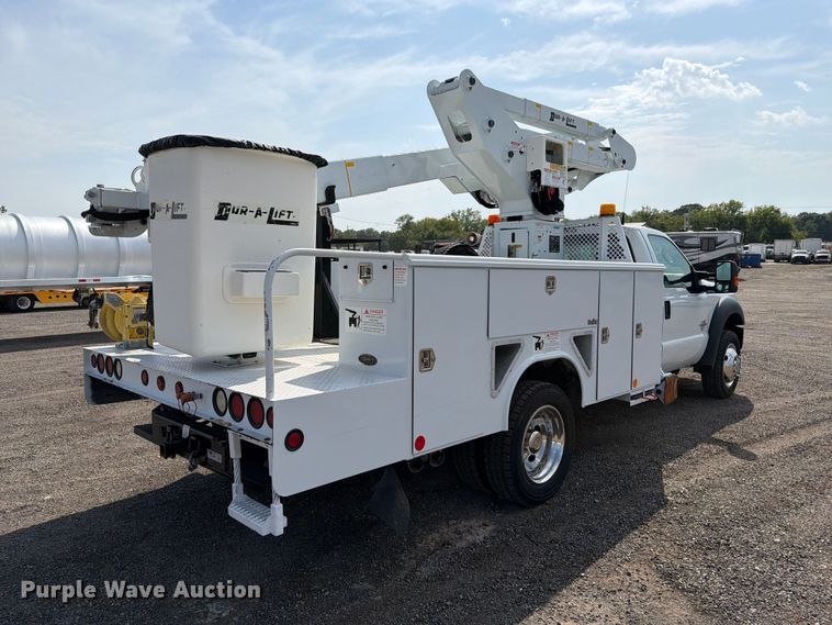 image for item FB5027 2012 Ford F550 Super Duty bucket truck