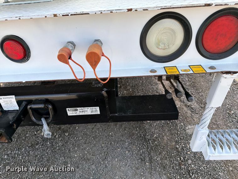image for item FB5027 2012 Ford F550 Super Duty bucket truck