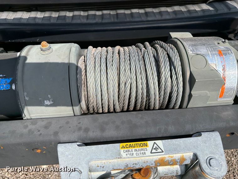 image for item FB5027 2012 Ford F550 Super Duty bucket truck