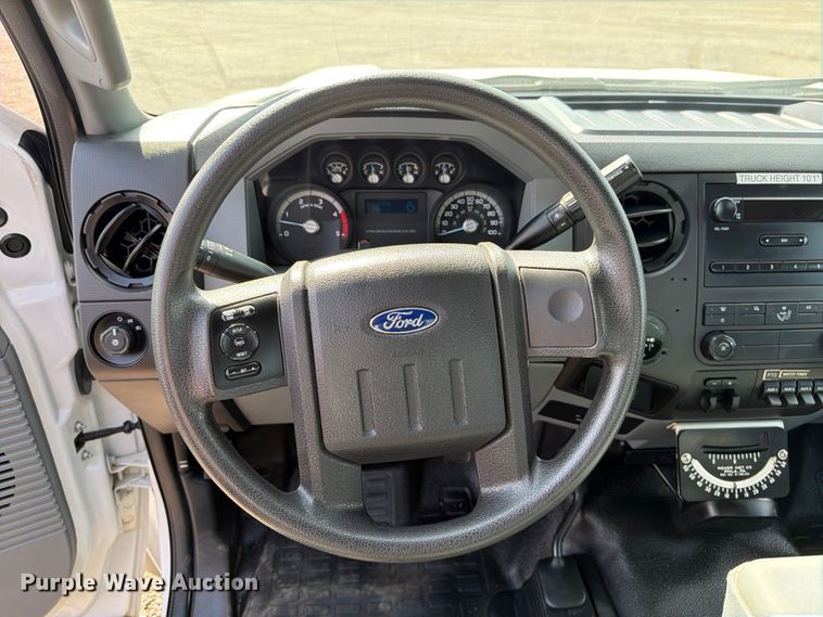 image for item FB5027 2012 Ford F550 Super Duty bucket truck