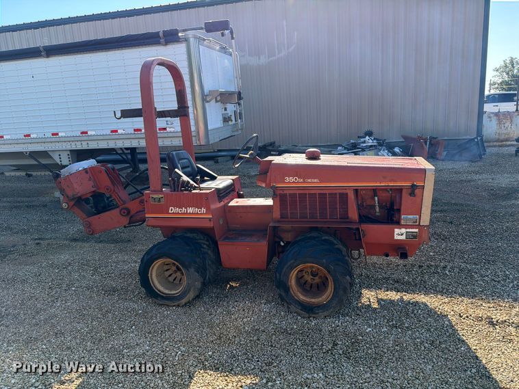 image for item FB5873 Ditch Witch 350SX cable plow