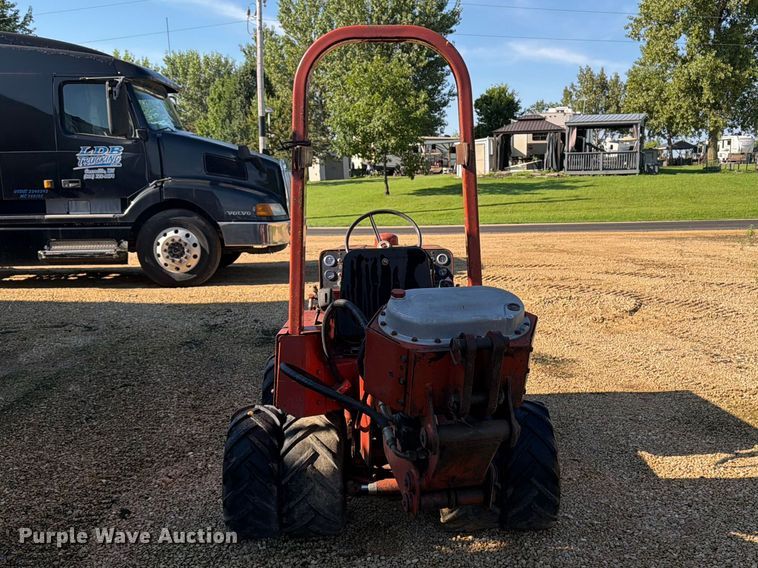 image for item FB5873 Ditch Witch 350SX cable plow