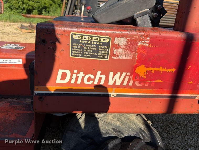 image for item FB5873 Ditch Witch 350SX cable plow