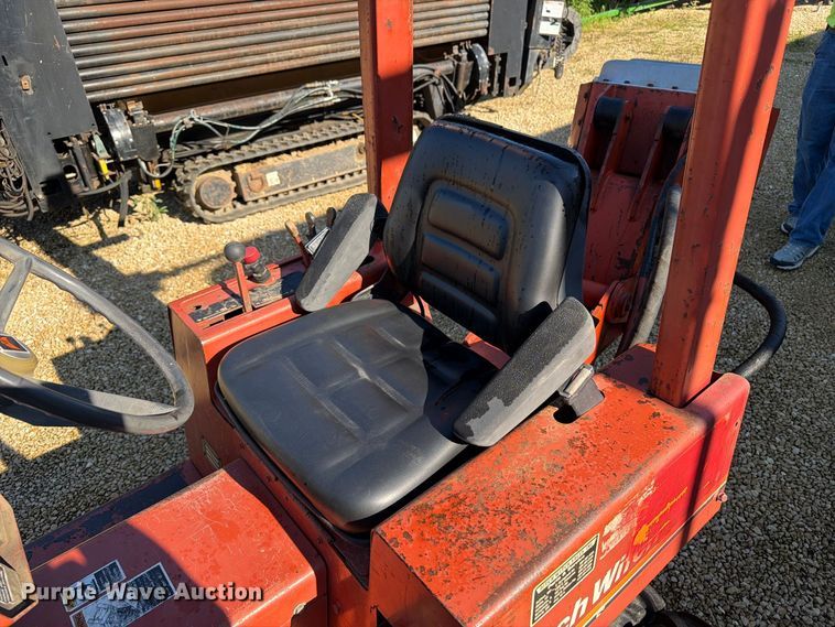 image for item FB5873 Ditch Witch 350SX cable plow