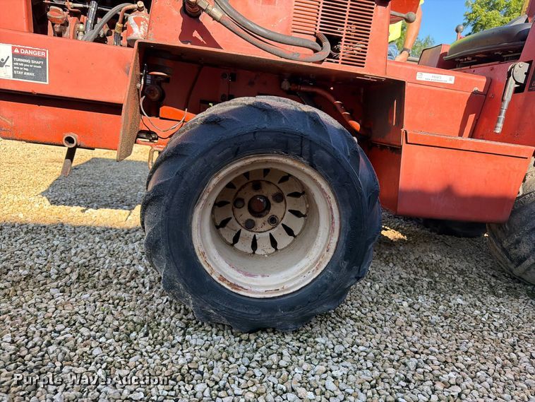image for item FB5873 Ditch Witch 350SX cable plow