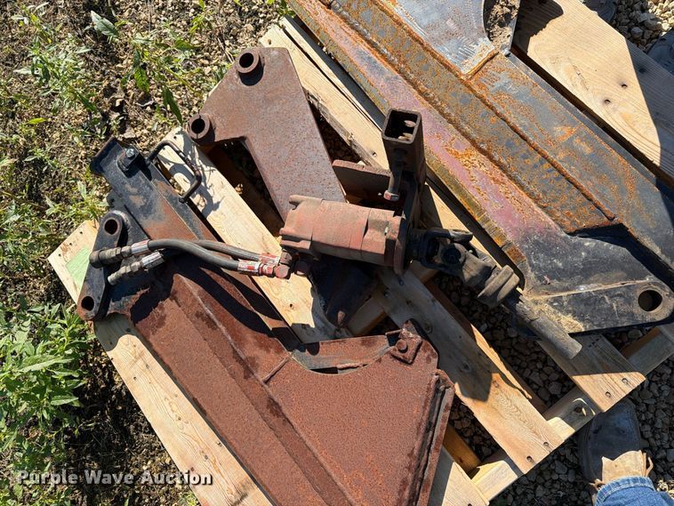 image for item FB5873 Ditch Witch 350SX cable plow