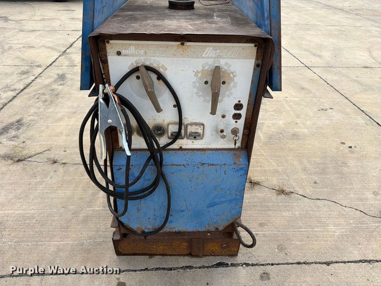 image for item FB5883 Miller Big 40 welder/generator