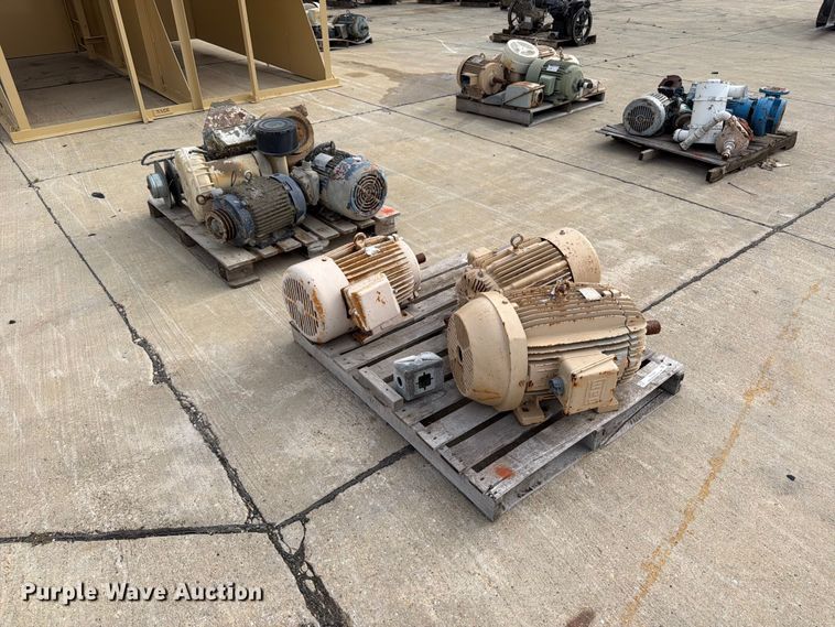 image for item FB5889 (8) electric motors