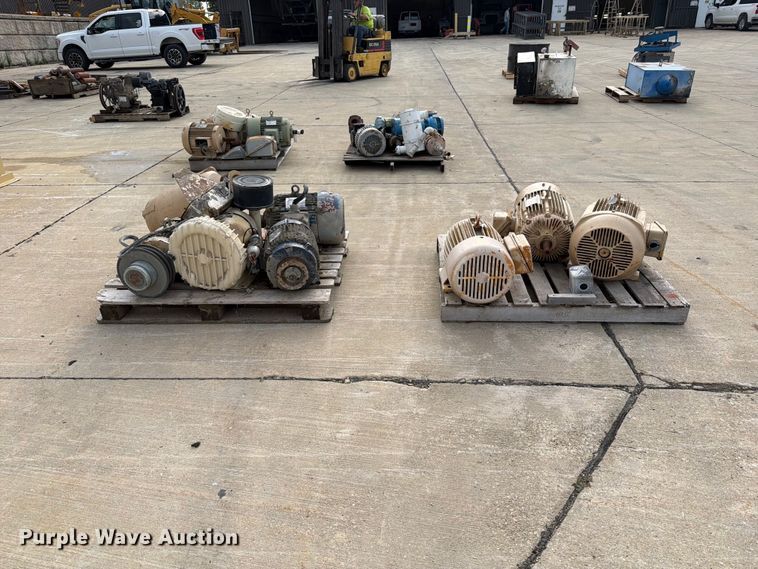 image for item FB5889 (8) electric motors