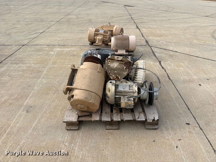 image for item FB5889 (8) electric motors