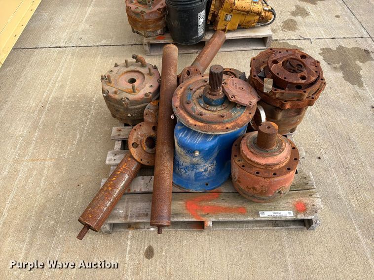 image for item FB5891 Paver parts