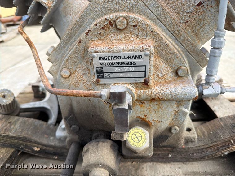image for item FB5892 (2) Ingersoll Rand 2545 air compressor engines