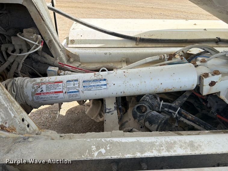 image for item FB5906 2007 Kenworth W900 ready mix truck