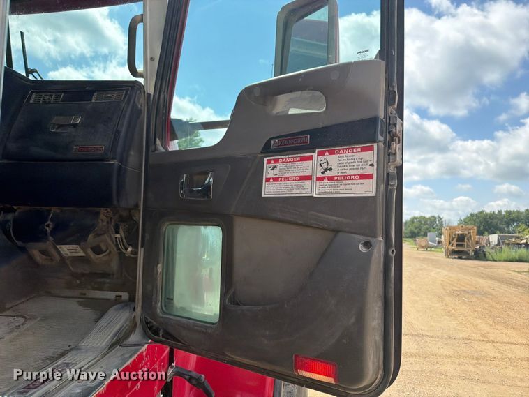 image for item FB5906 2007 Kenworth W900 ready mix truck