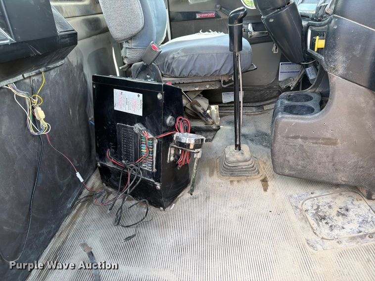 image for item FB5906 2007 Kenworth W900 ready mix truck