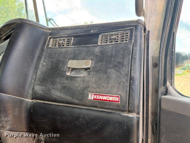 image for item FB5906 2007 Kenworth W900 ready mix truck