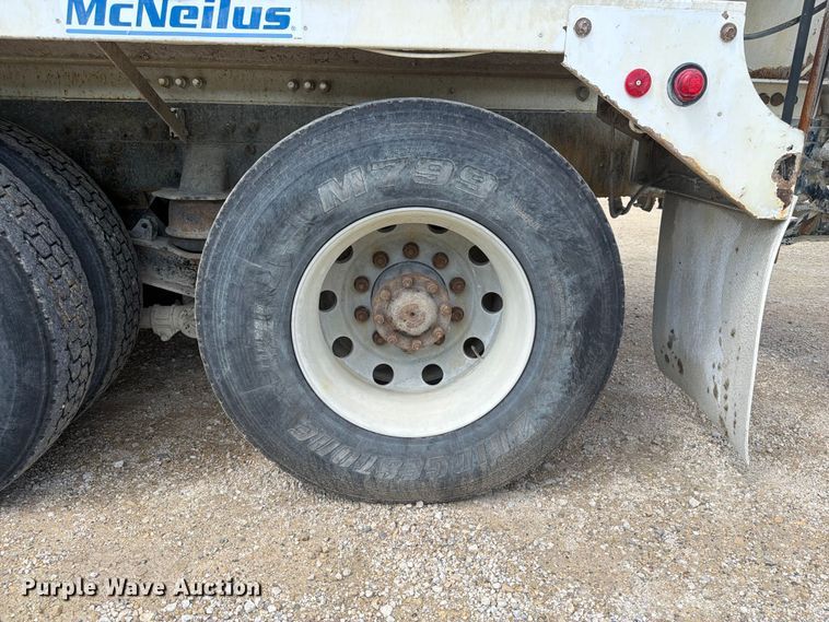 image for item FB5906 2007 Kenworth W900 ready mix truck