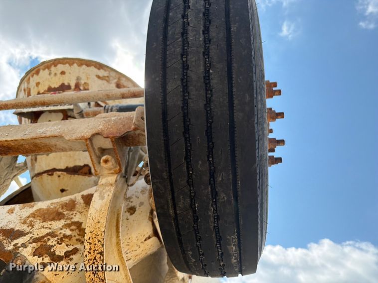 image for item FB5906 2007 Kenworth W900 ready mix truck
