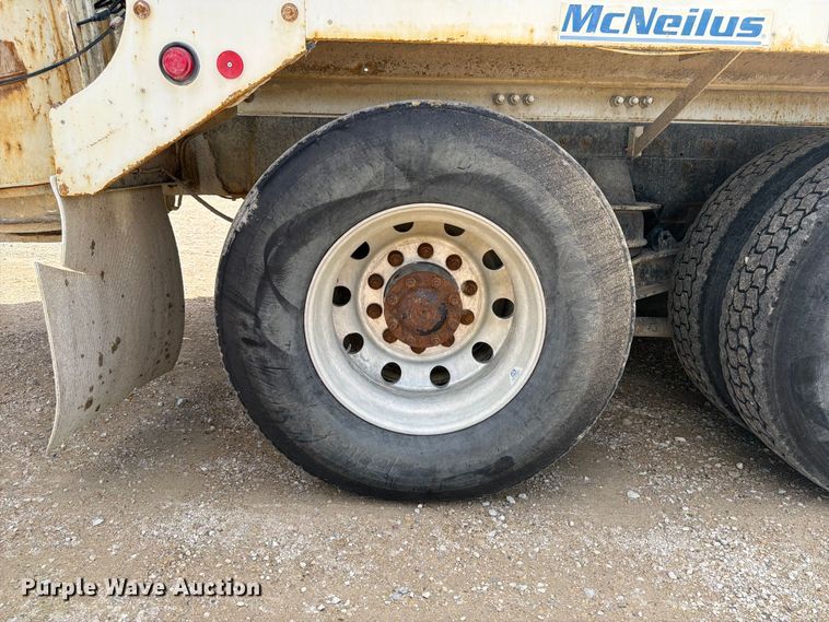 image for item FB5906 2007 Kenworth W900 ready mix truck