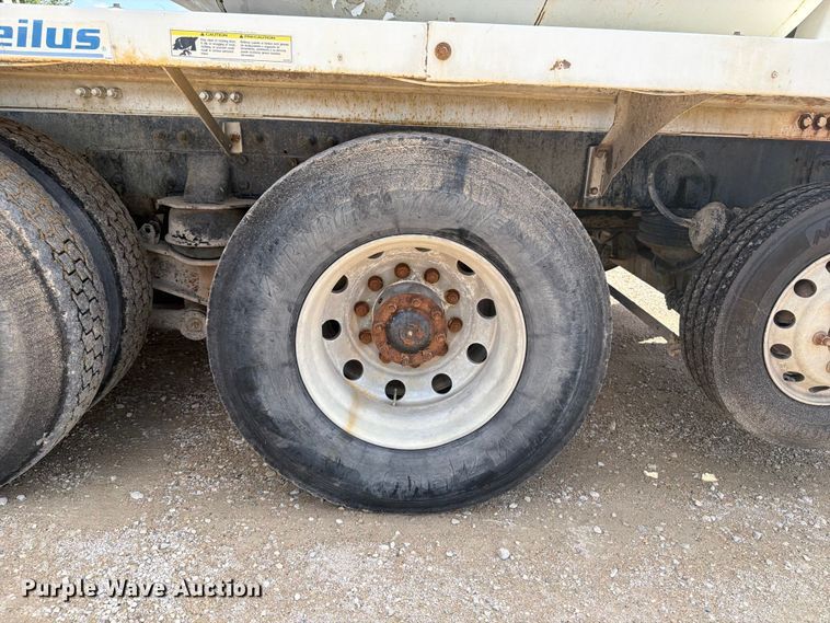 image for item FB5906 2007 Kenworth W900 ready mix truck