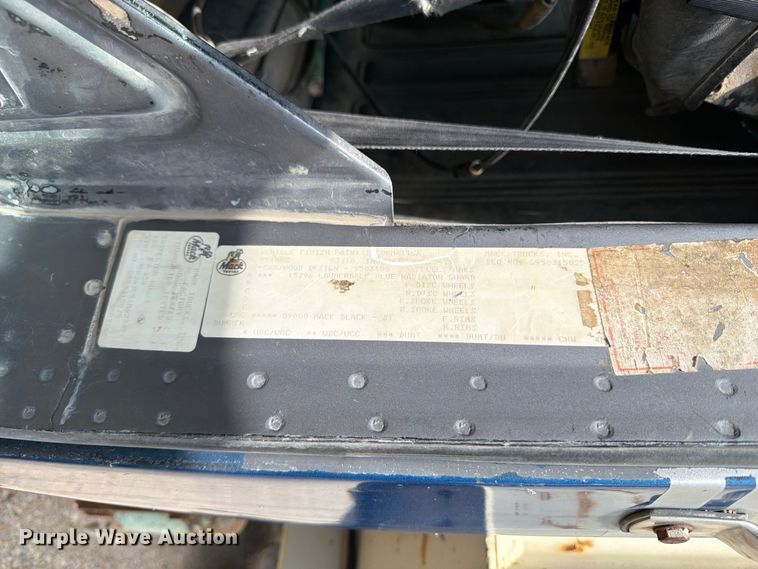 image for item FB5907 1995 Mack RD688S dump truck