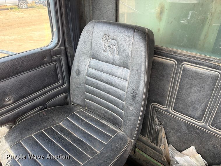 image for item FB5907 1995 Mack RD688S dump truck