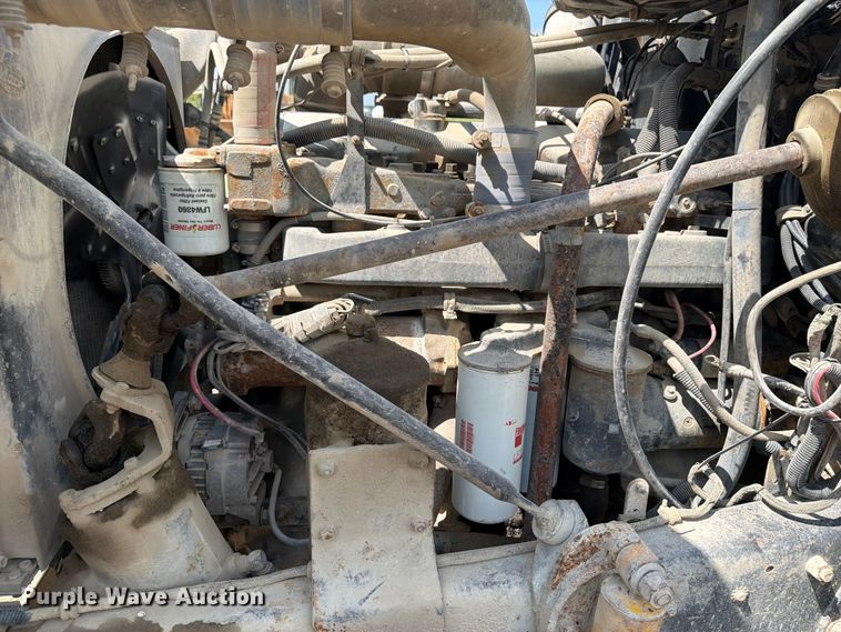 image for item FB5907 1995 Mack RD688S dump truck