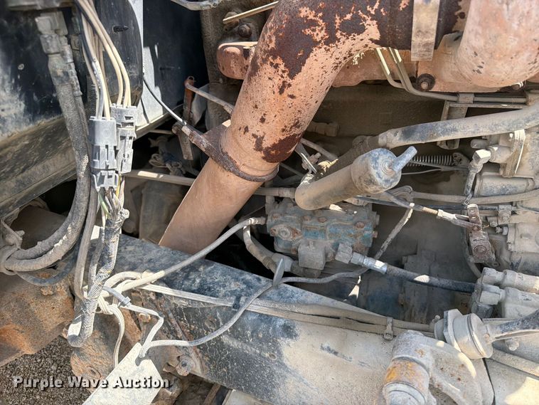 image for item FB5907 1995 Mack RD688S dump truck