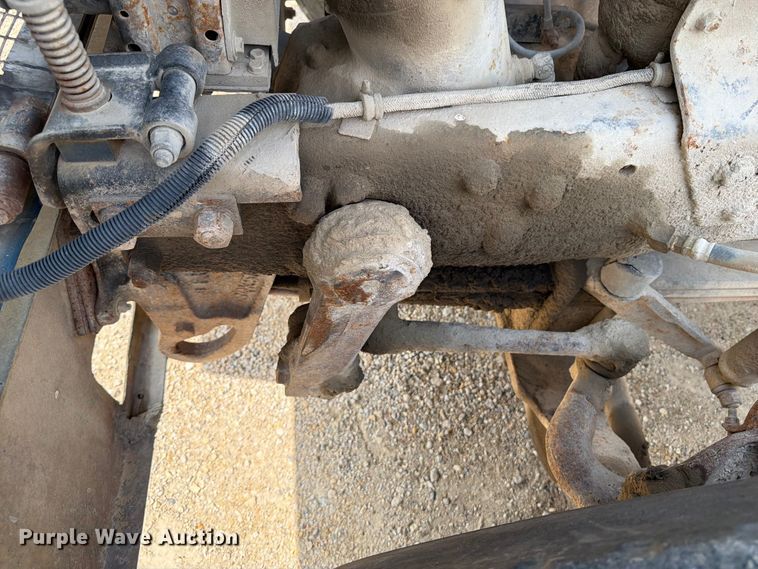 image for item FB5907 1995 Mack RD688S dump truck