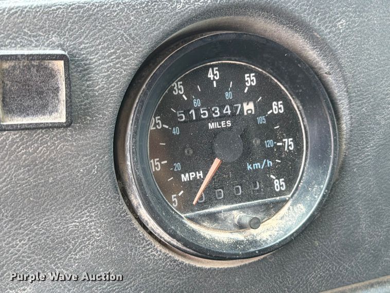 image for item FB5907 1995 Mack RD688S dump truck