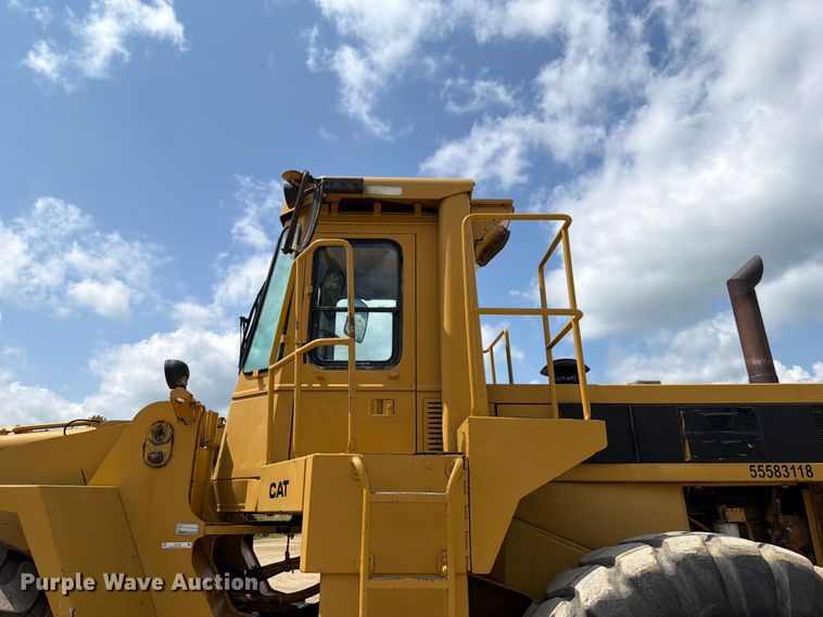 image for item FB5908 1983 Caterpillar 980C wheel loader